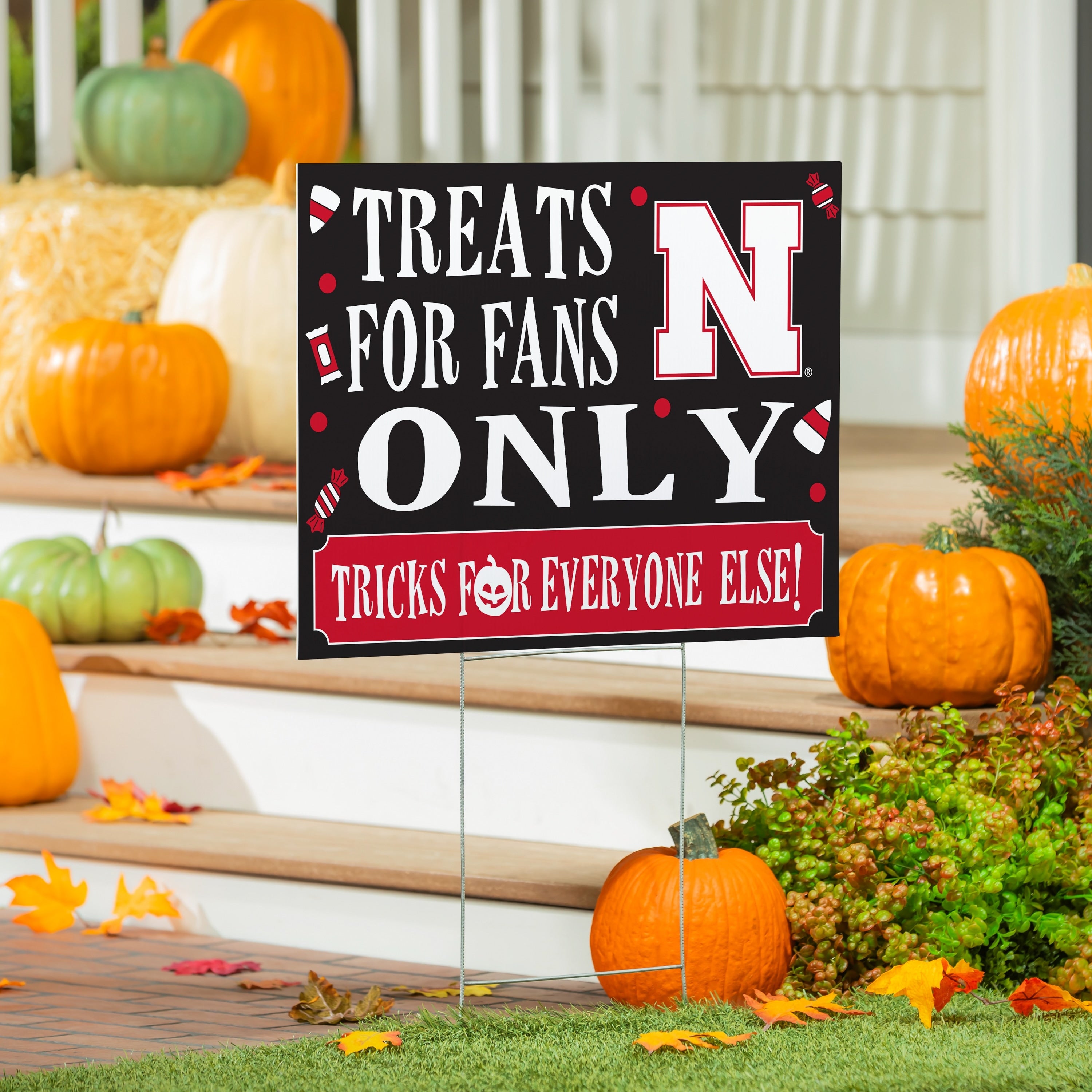 University Of Nebraska Yard Sign Halloween Treats For Fans