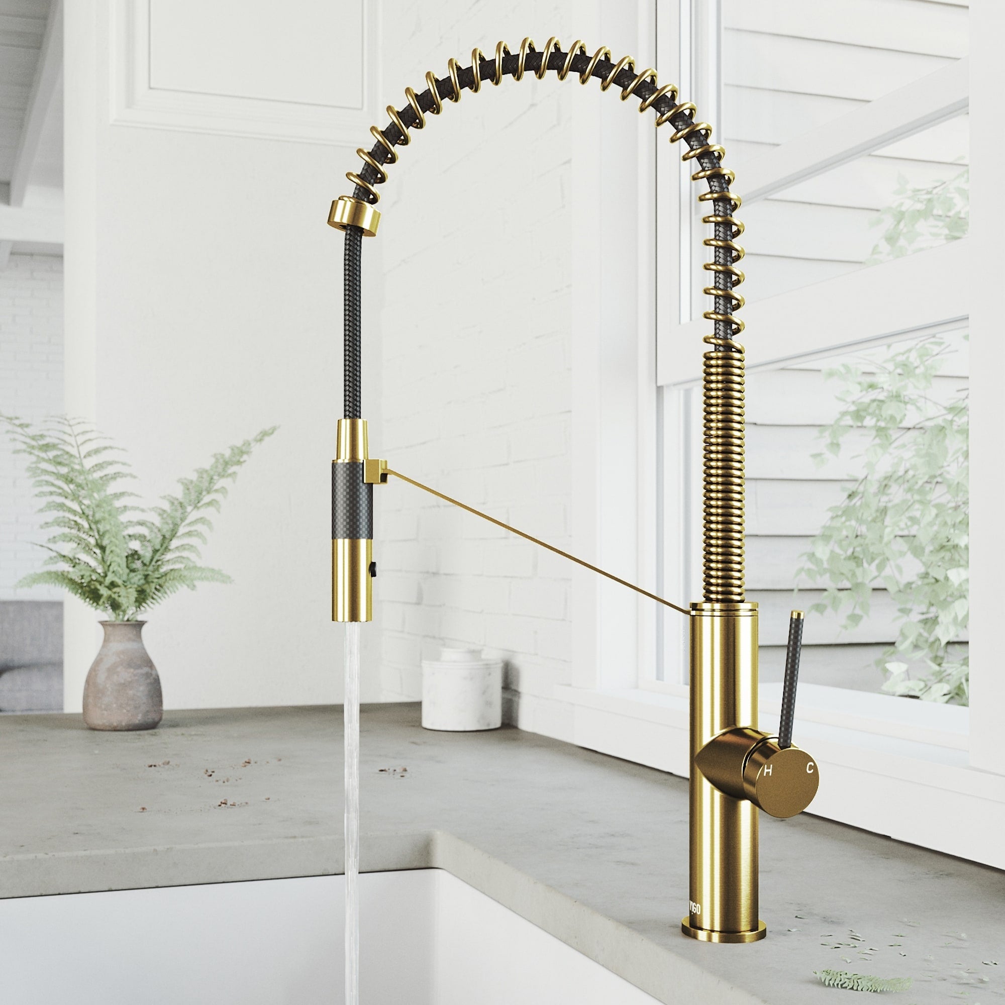 Vigo Livingston Matte Black Magnetic Kitchen Faucet