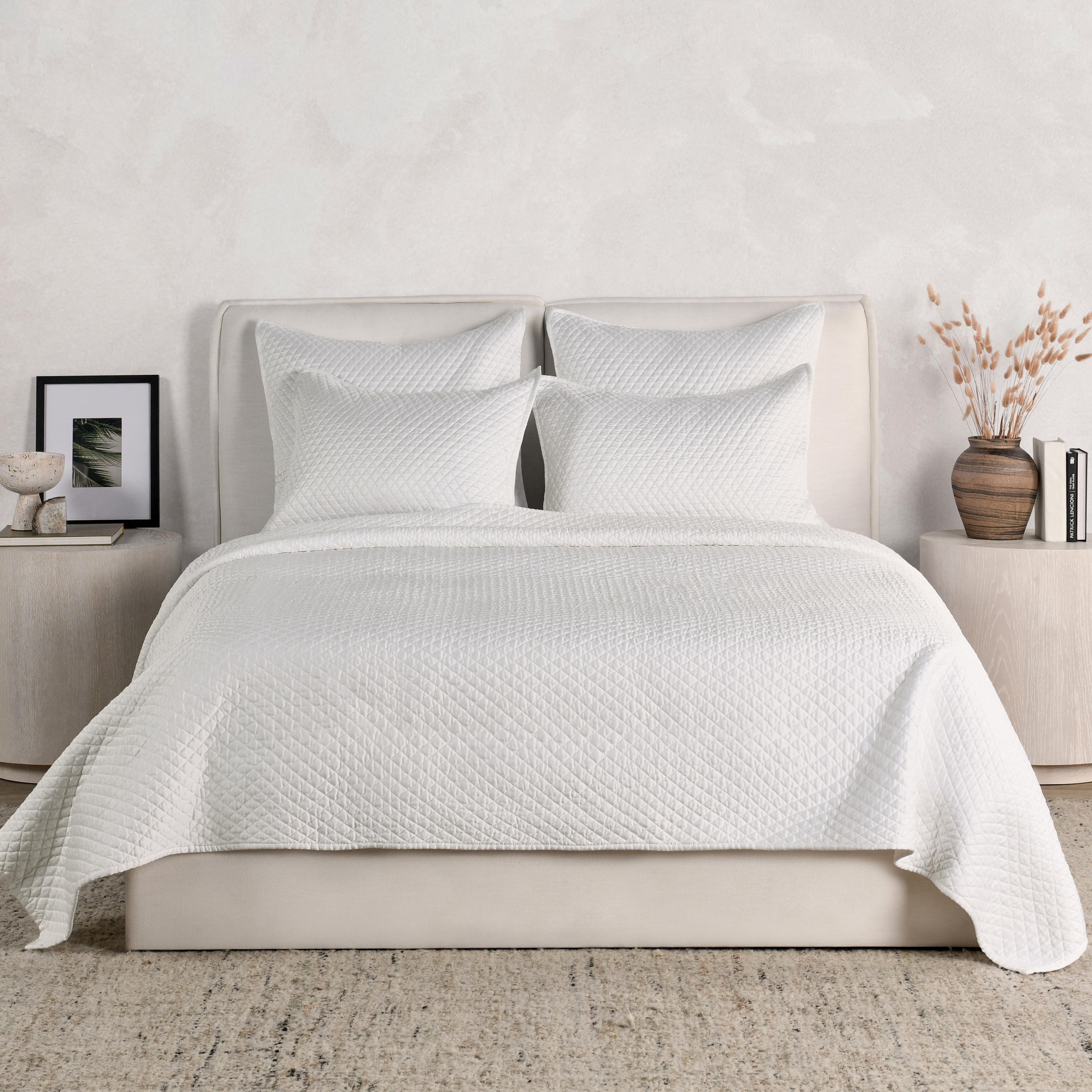 Villa By Classic Home Diamond 100 Sateen Quilt Set