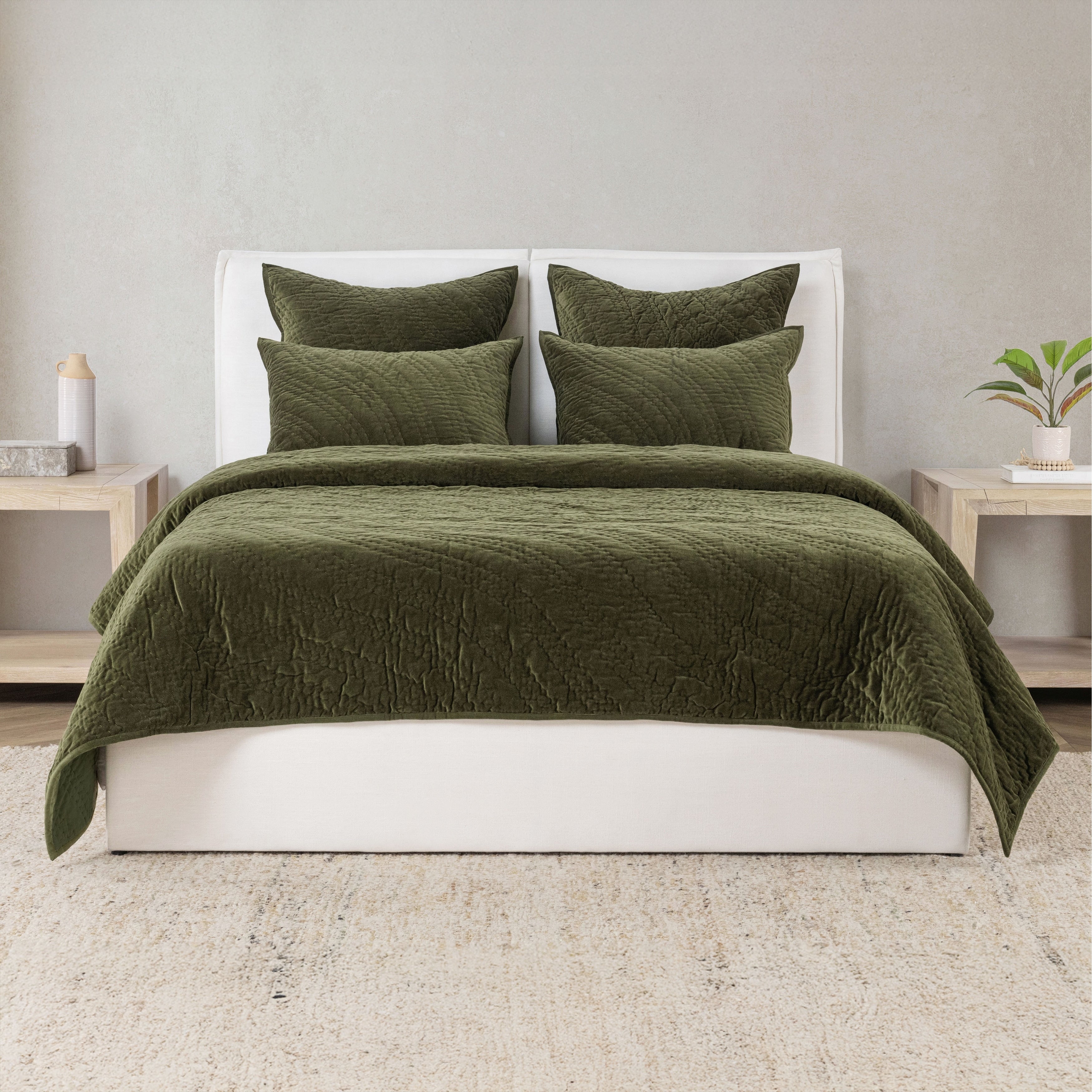Villa By Classic Home Elms Velvet Cotton Blend Quilt