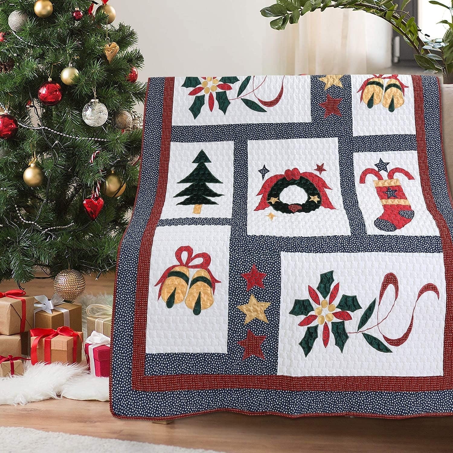 Vintage Christmas Quilted Throw