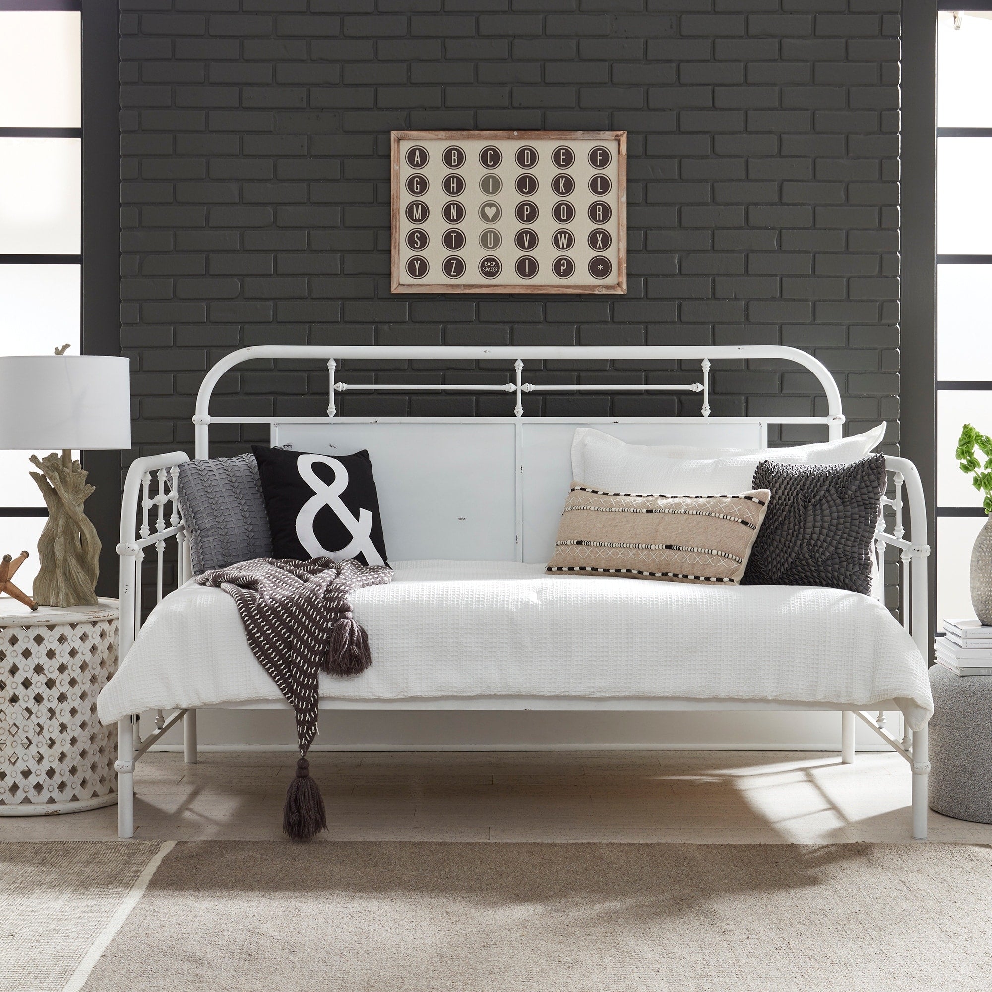 Carbon Loft Cauthen Vintage Series Antique White Twin Metal Day Bed