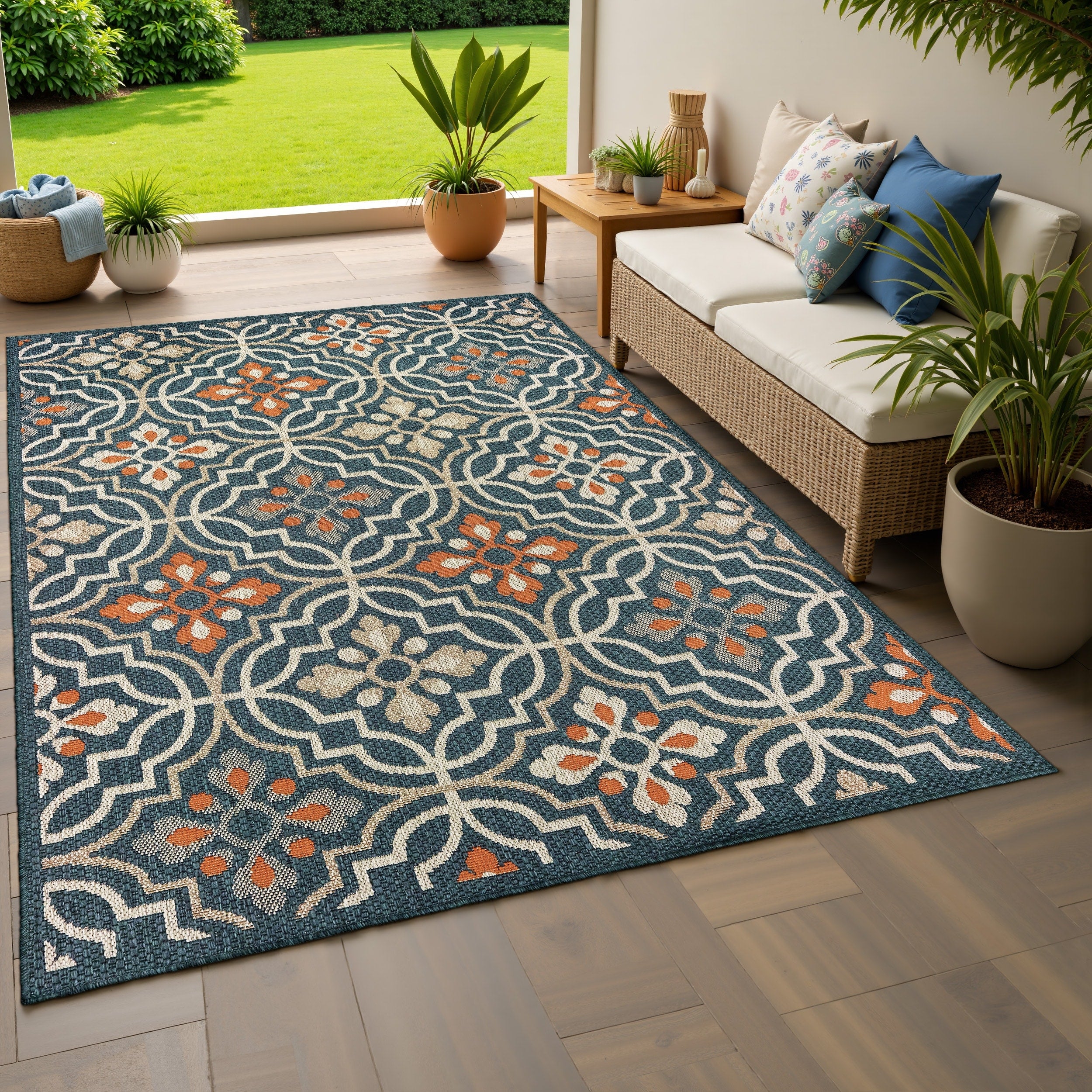 Laguna Quatrefoil Panel Indoor Outdoor Area Rug