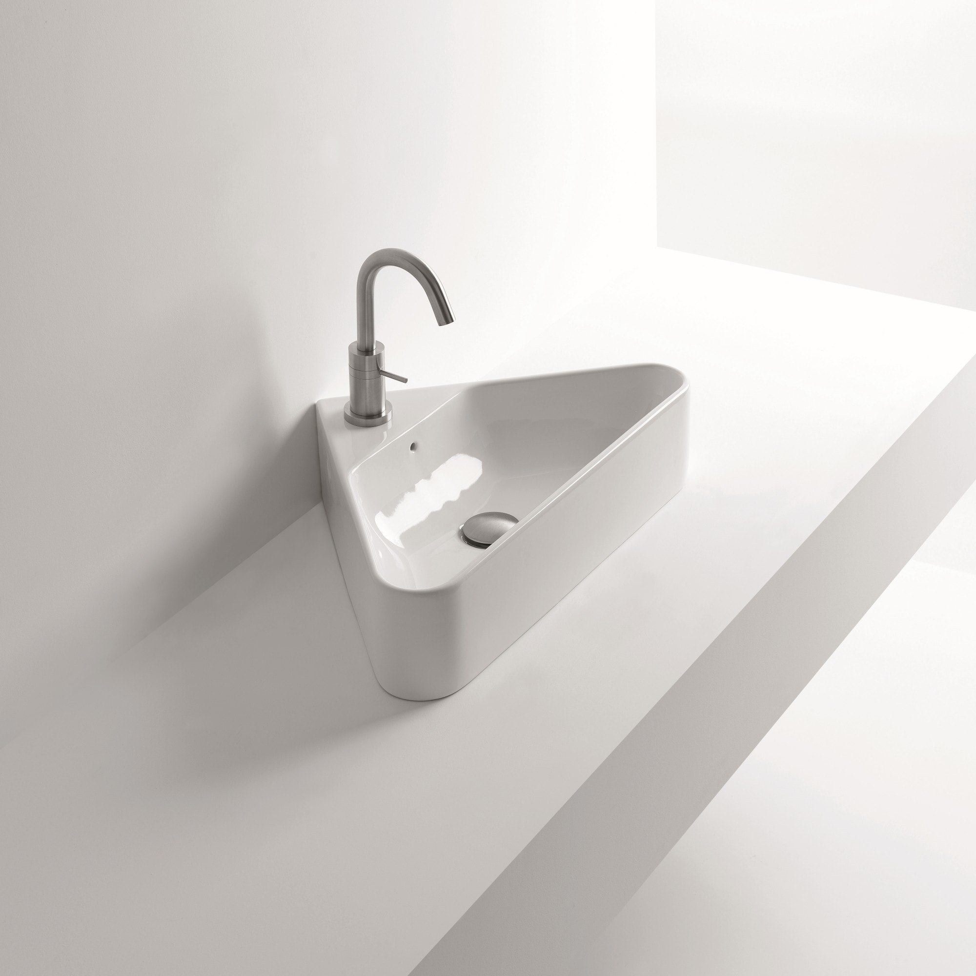 Ws Bath Collections 22 1 16 Ceramic Vessel Bathroom Sink With 1 Hole