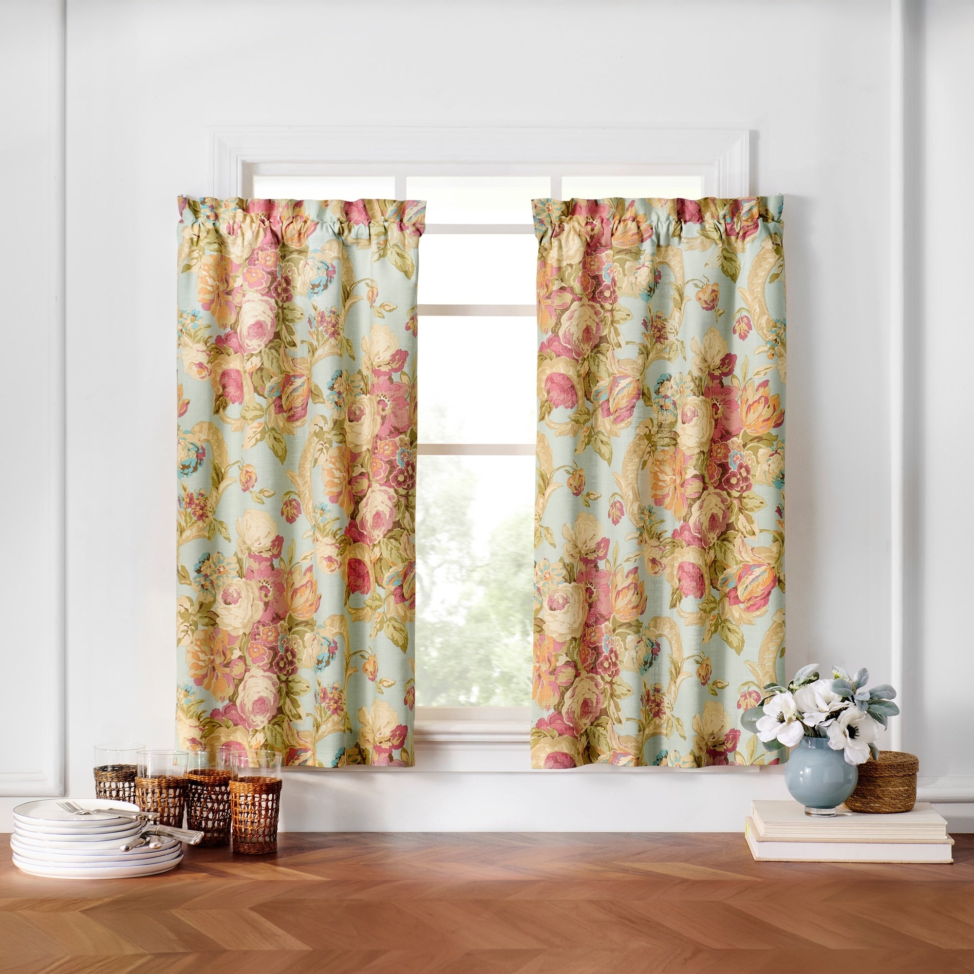 Waverly Spring Bling Vapor 100 Cotton Tiered Panel 52 X 36 Vapor 52 X36