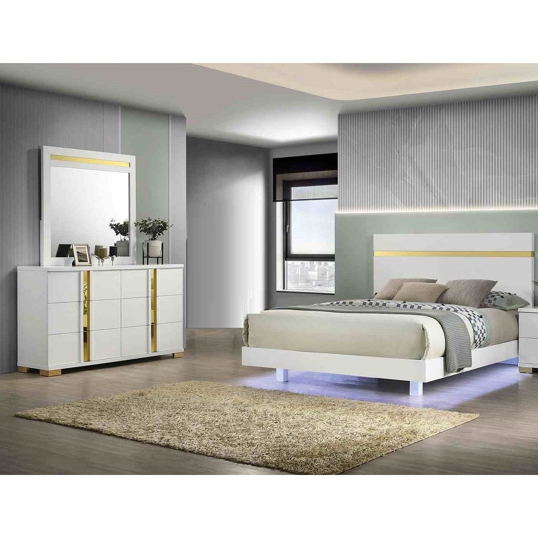White Finish Platform Bedroom Furniture Set 3 Piece