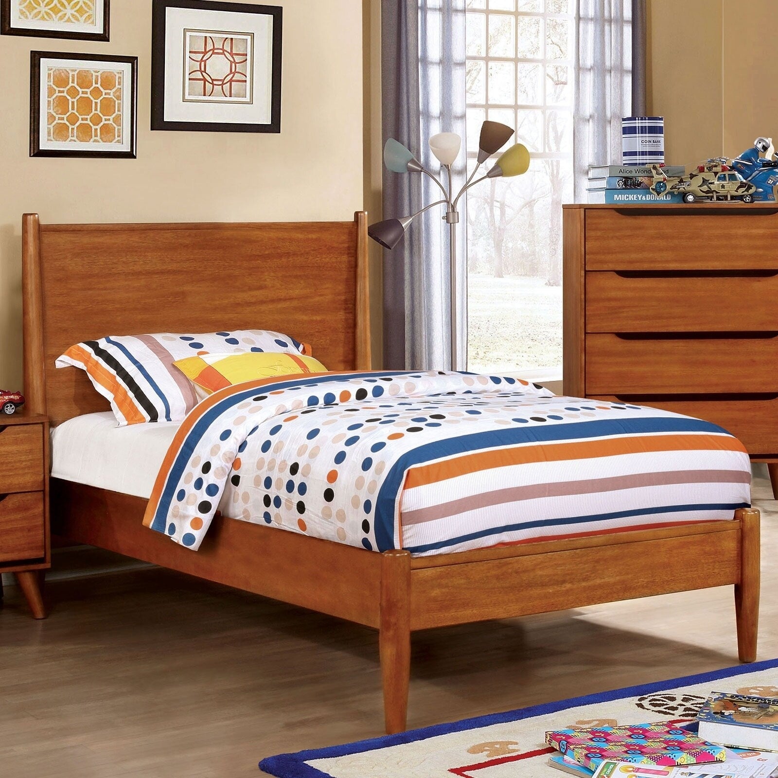 Wooden Transitional Twin Bed With Round Tapered Legs Oak Brown