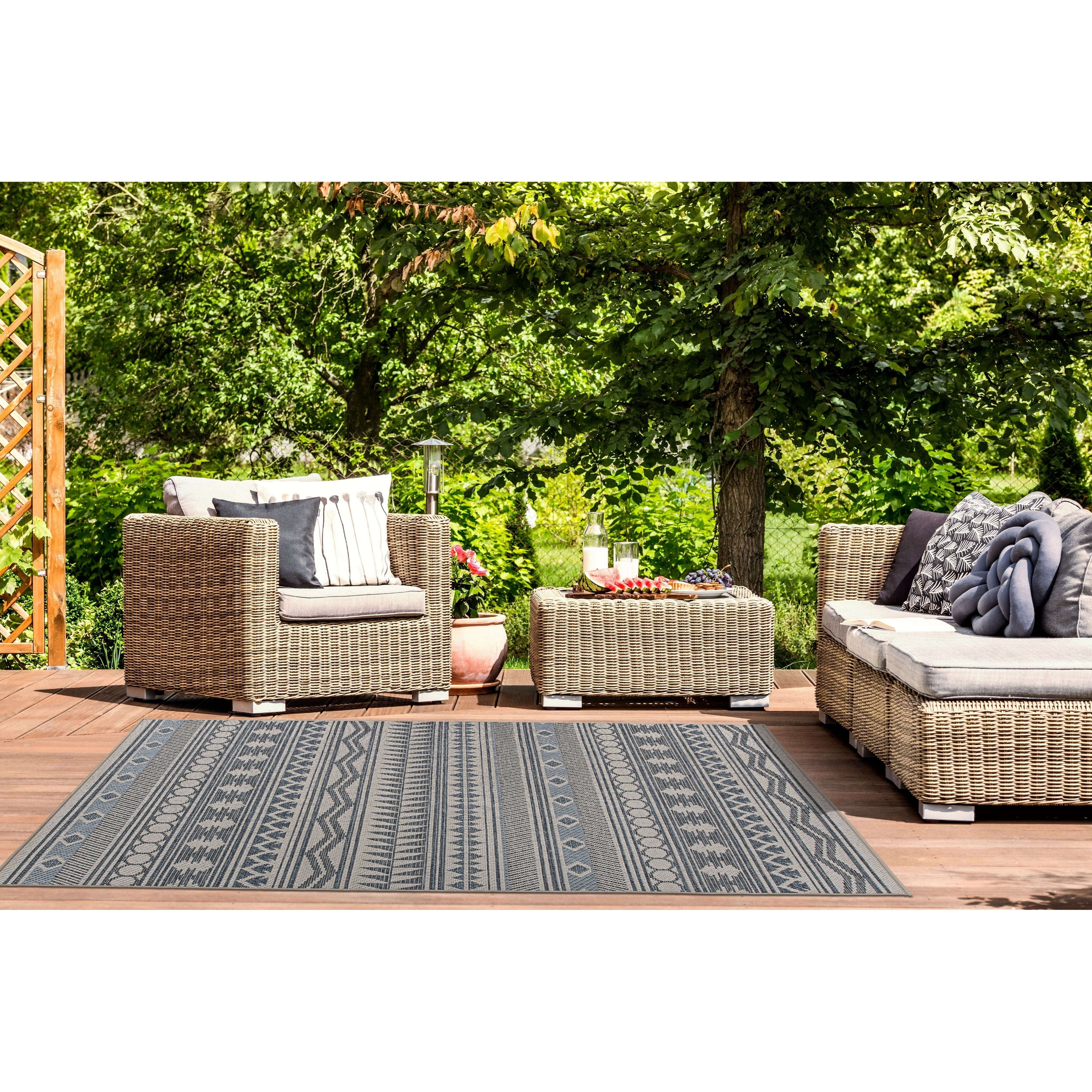 Modern Bohemian Global Indoor Outdoor Area Rug