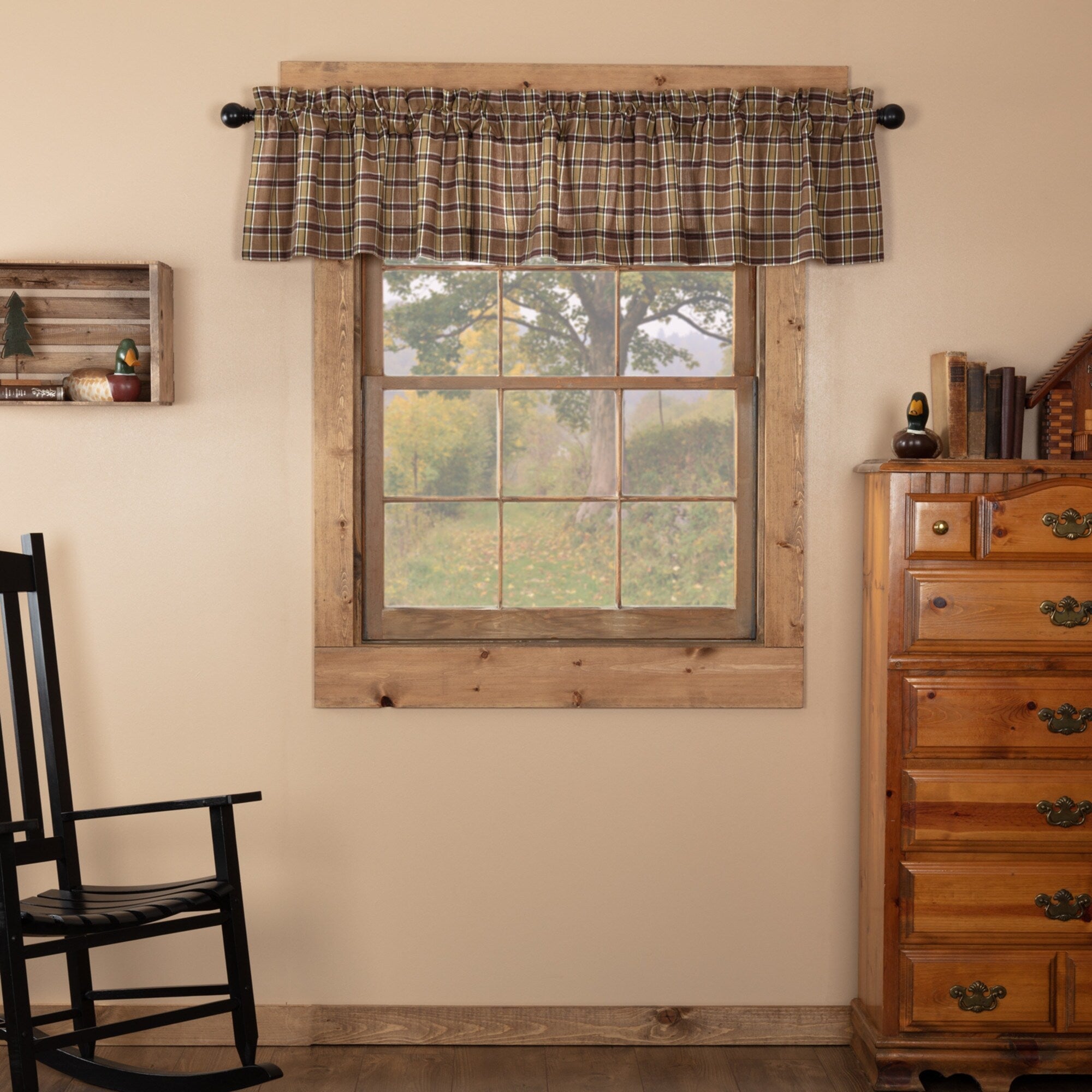 Wyatt Lined Valance