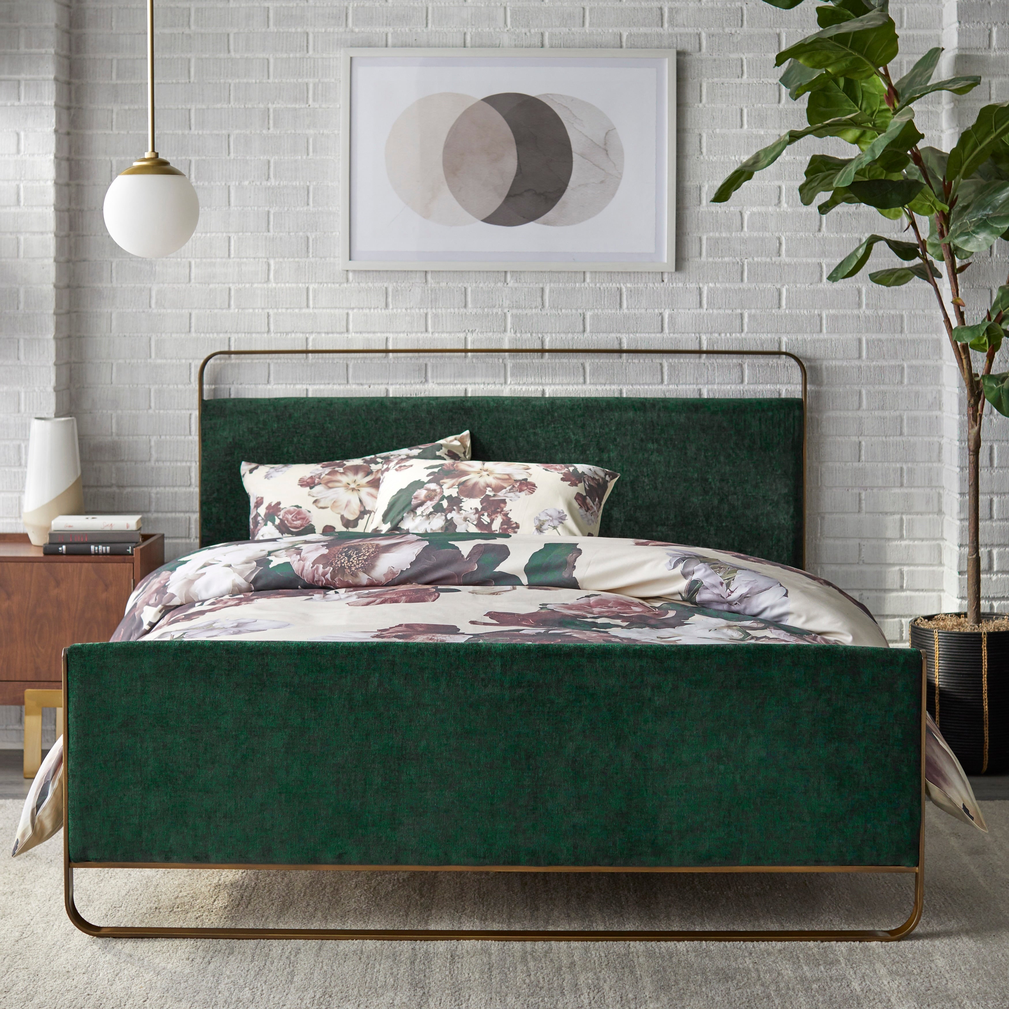 Angelo Home Doreen Upholstered Queen Platform Bed