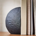 Bruke Bookend