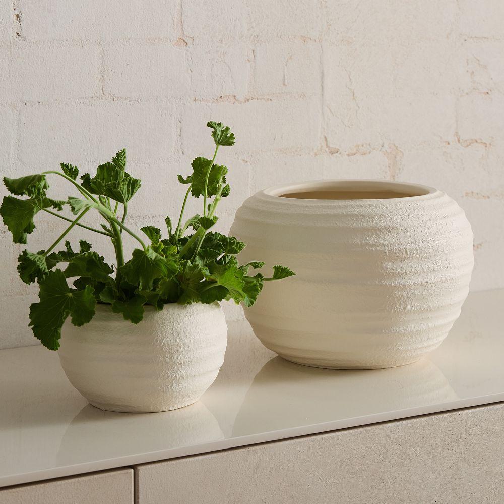 Rounded Ceramic Fluted Tabletop Planters