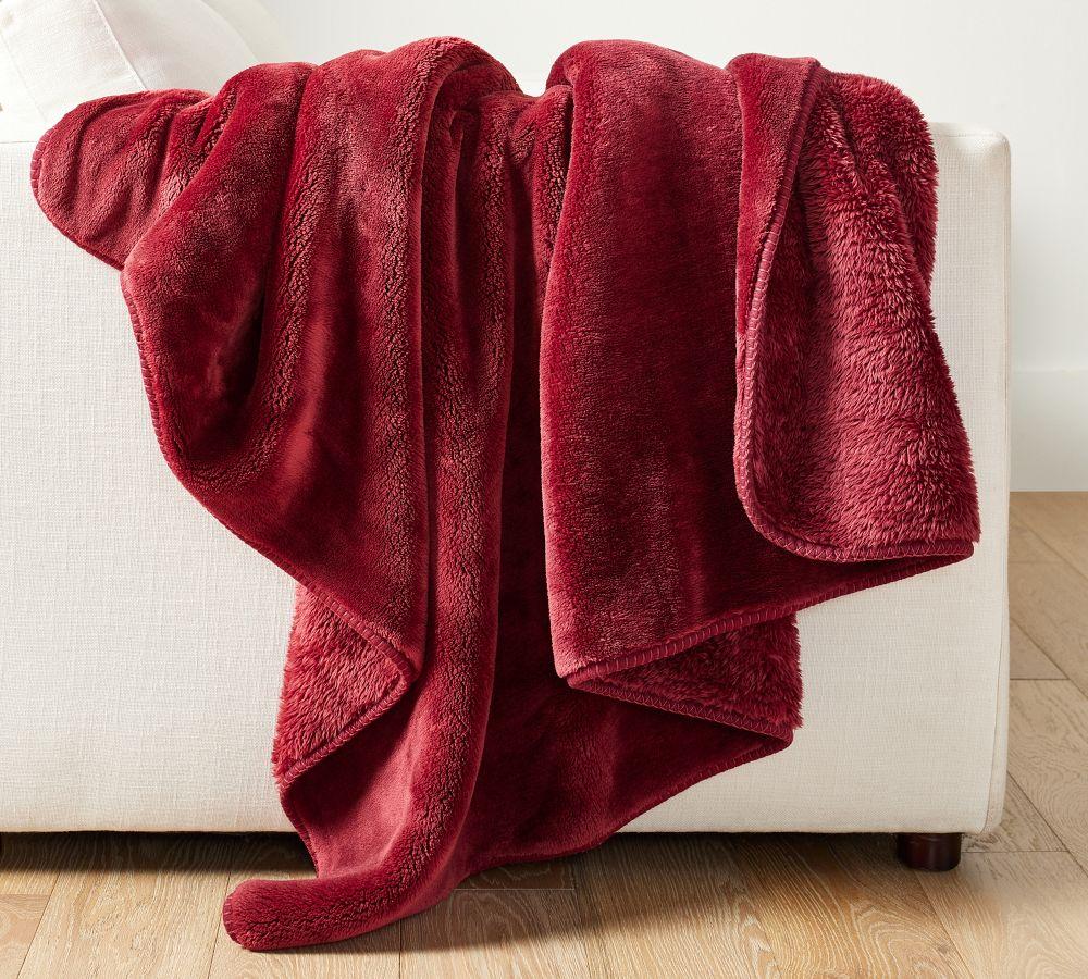 Pottery Barn Cosy Cloud Plush Throw