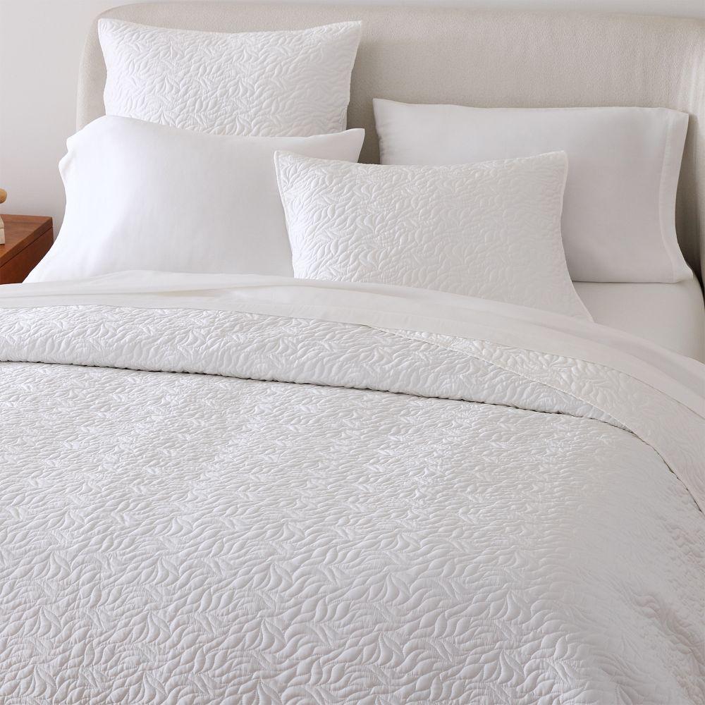 Silky TENCEL™ Floral Bedspread & Pillowcases