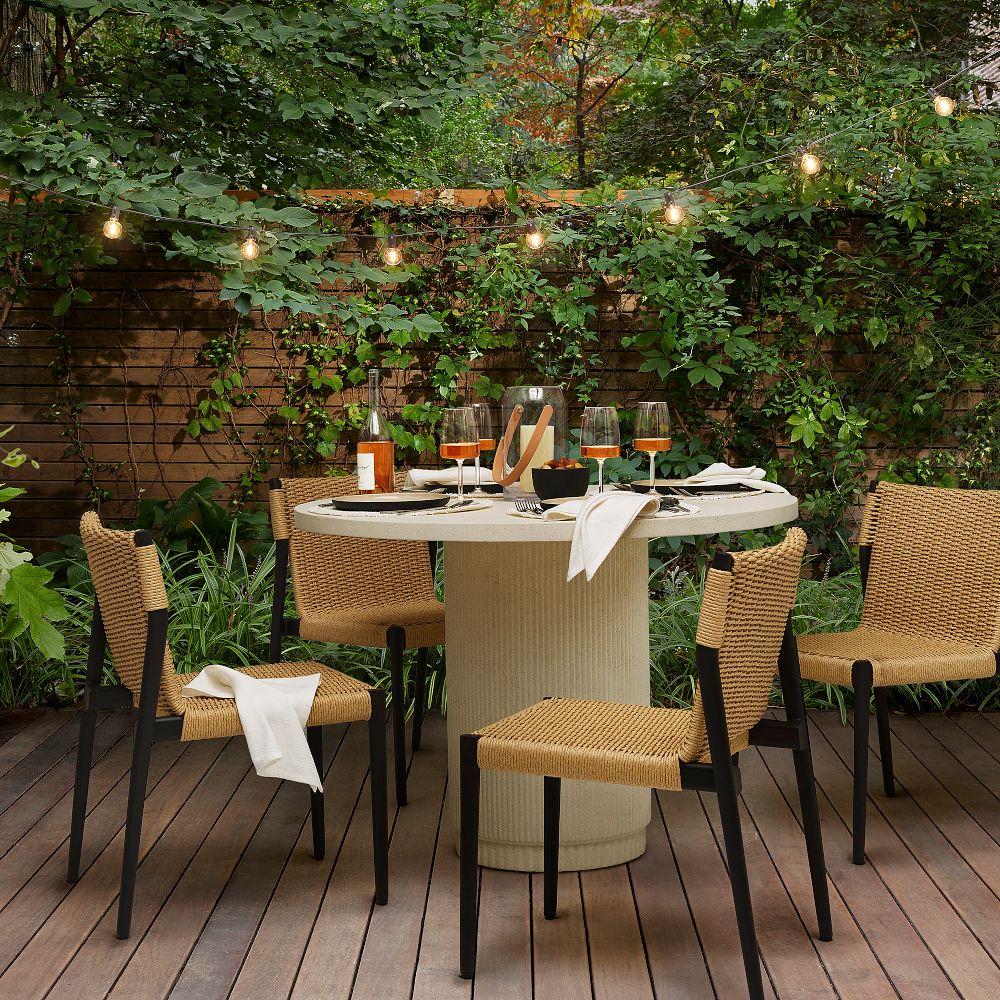 Fluted Indoor/Outdoor Garden Bistro Table (112 cm)