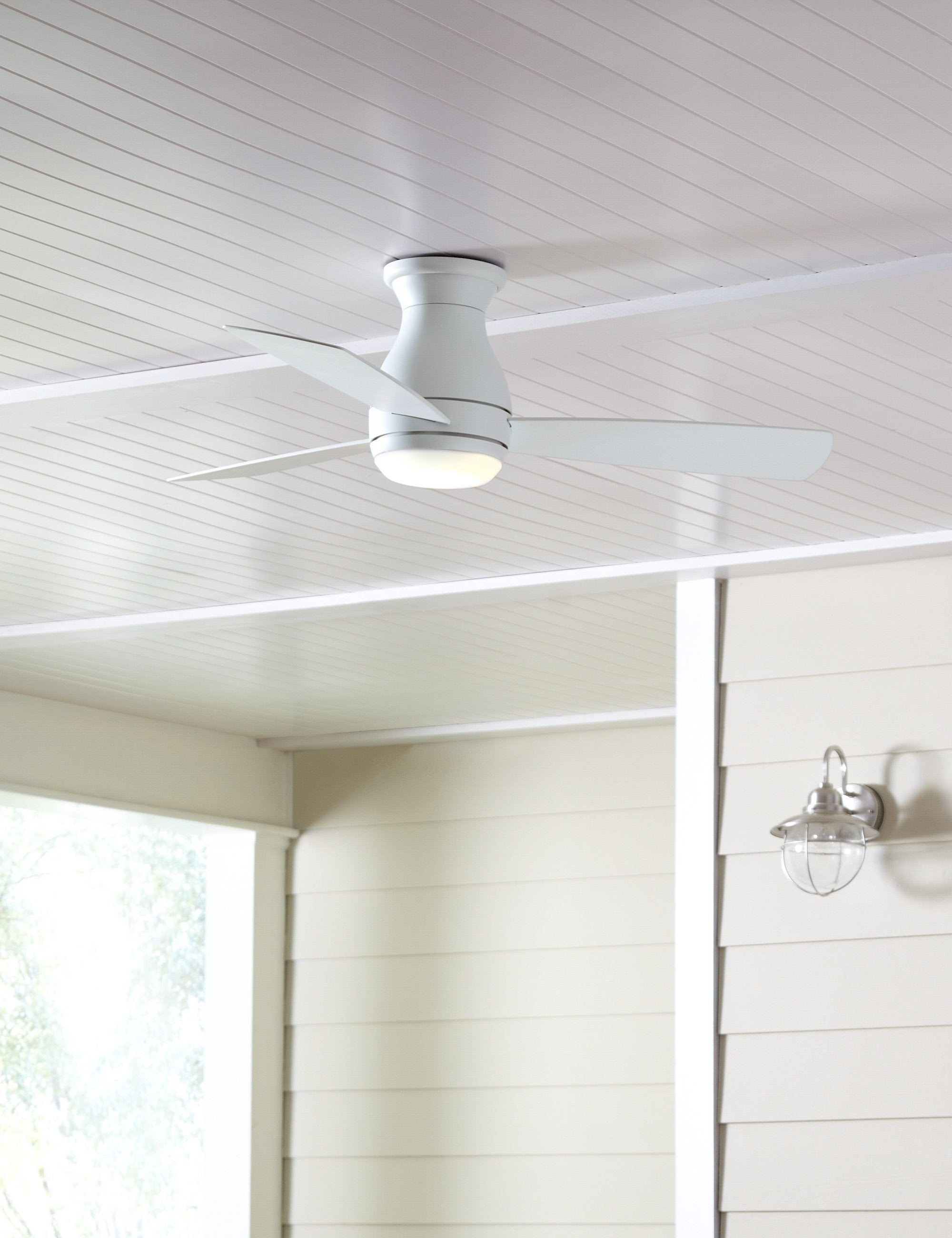 Vega Ceiling Fan + Light