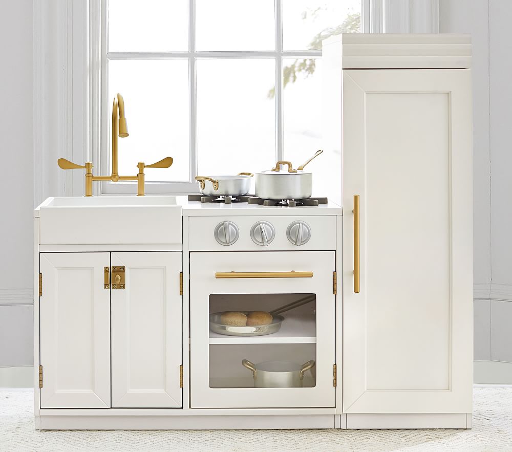 Pottery Barn Kids Chelsea All-in-1 Kitchen