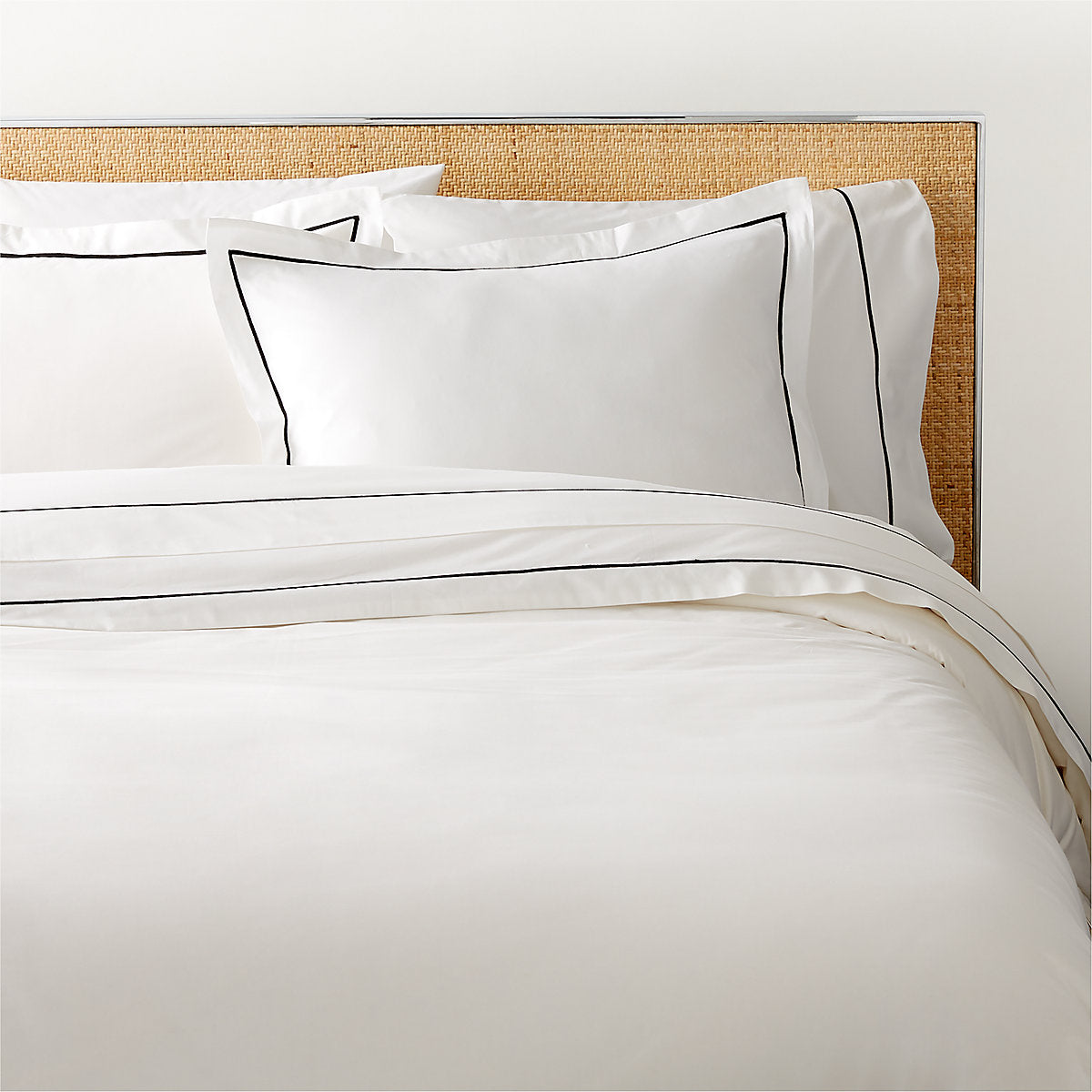 Marisal Organic Cotton Percale 400 Thread Count White with Black King Bedding Set