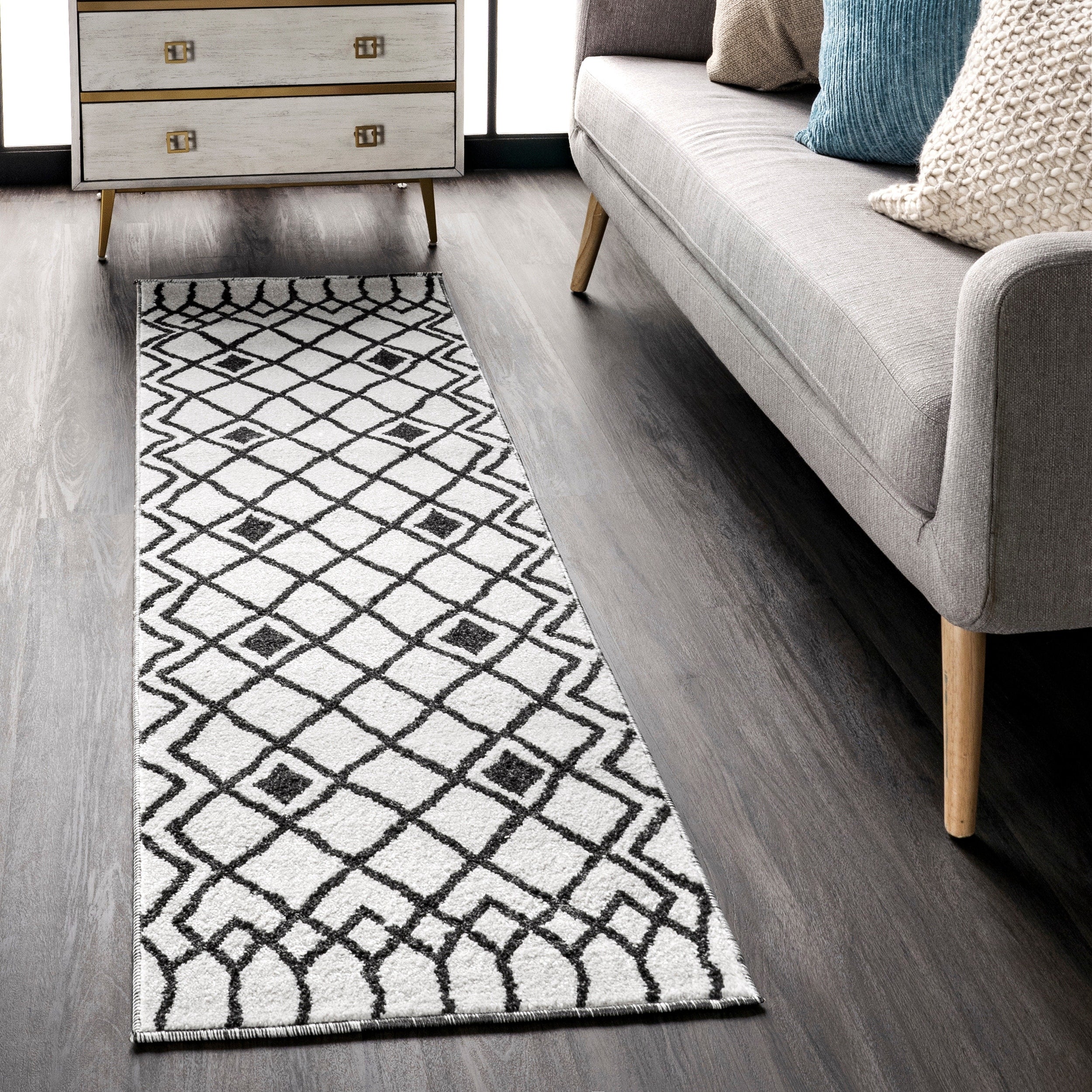 Nuloom Remi Diamond Lattice Area Rug