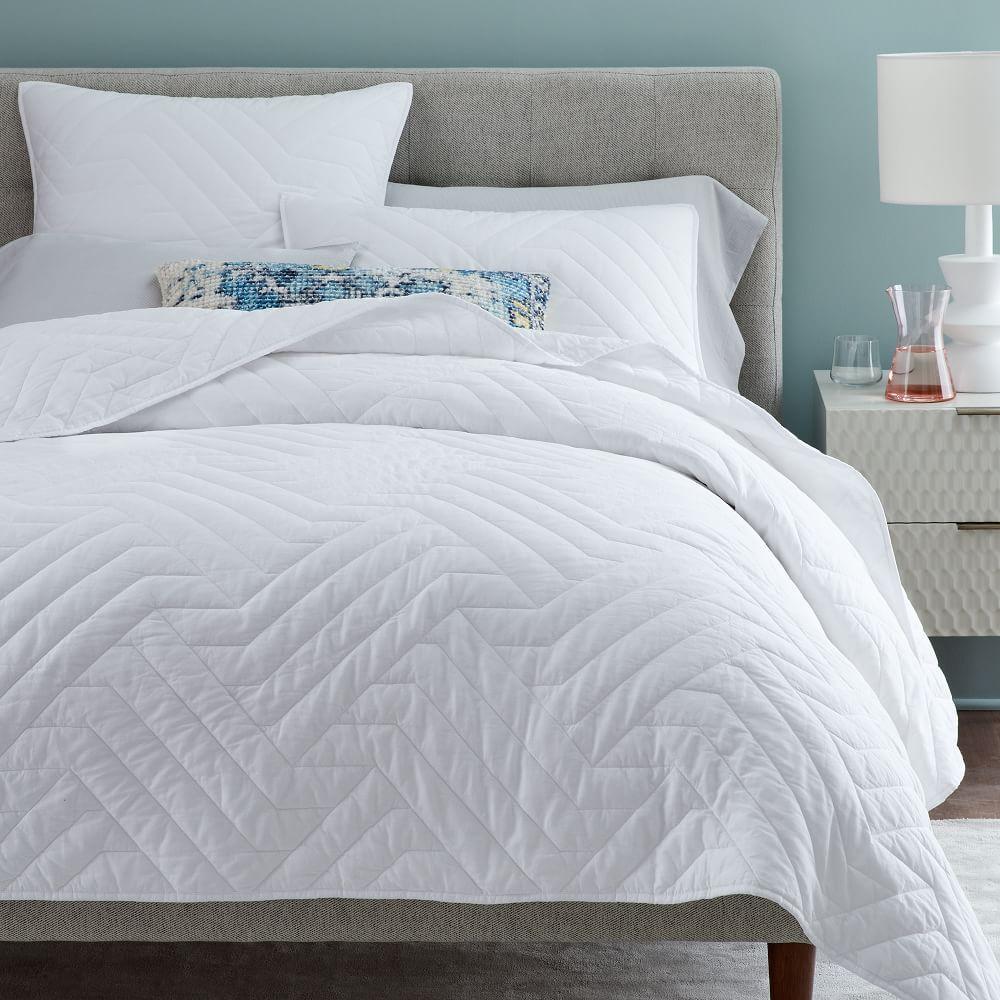 Organic Deco Bedspread & Pillowcases - White
