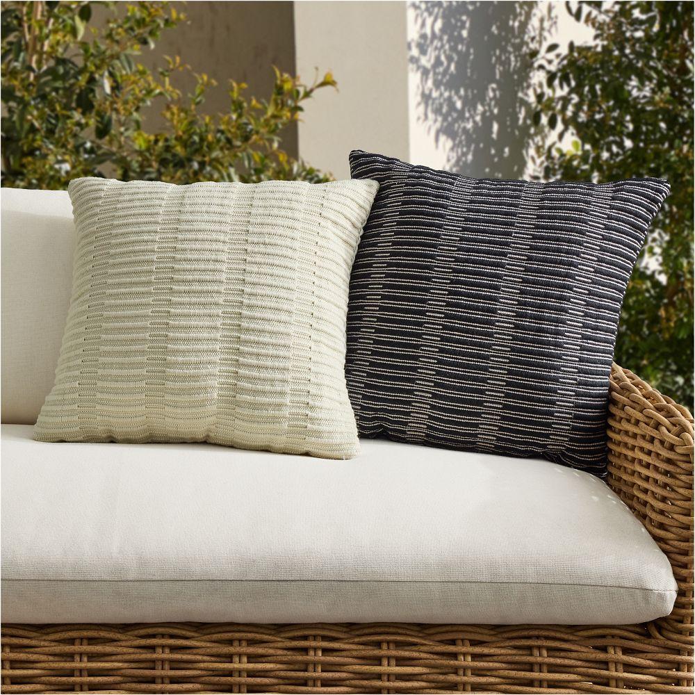 Outdoor Rib Stripe Cushion