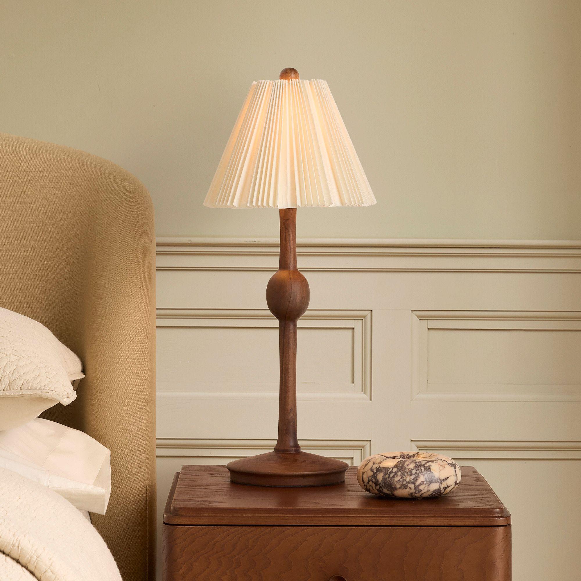 Pierce & Ward Ribbed Wood Table Lamp (51 cm)