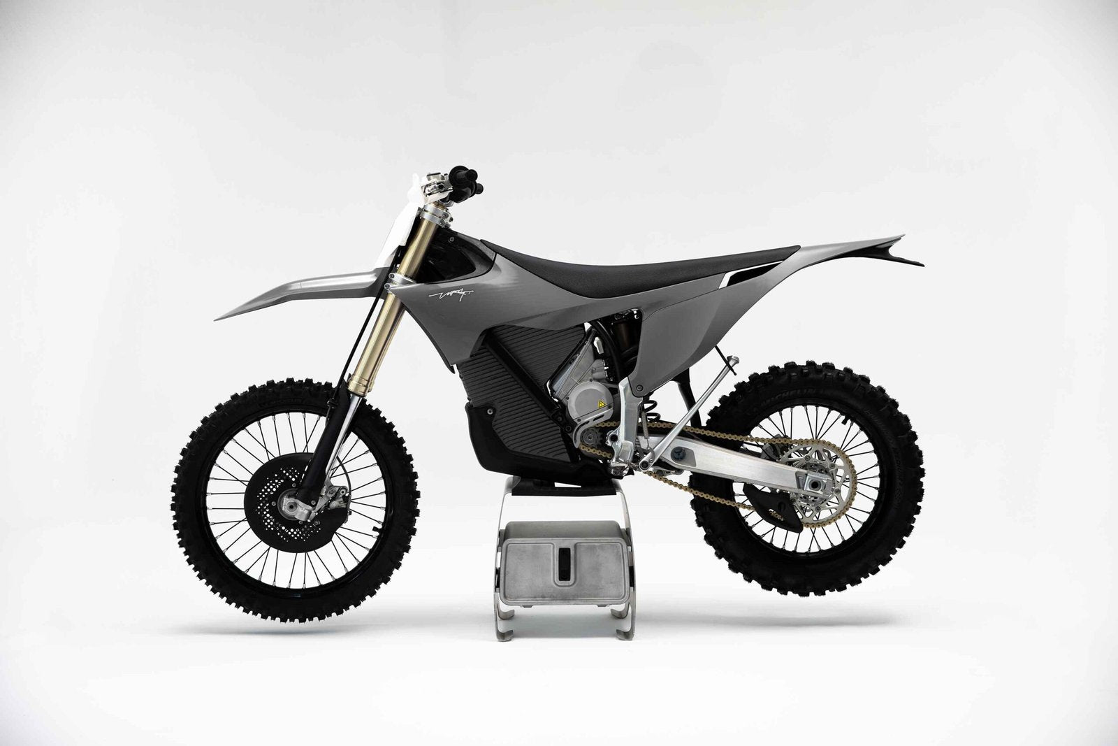 Stark VARG EX ALPHA 80HP ROAD LEGAL