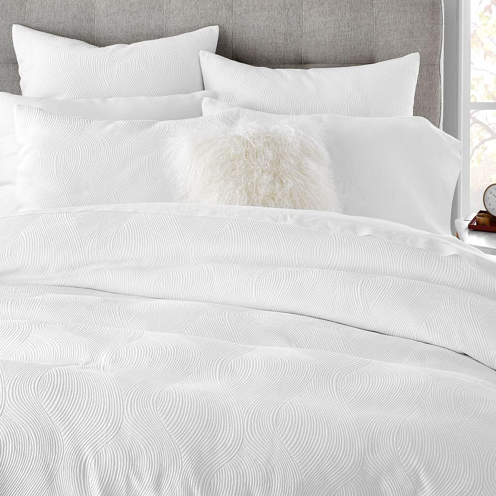 Organic Wavy Jacquard Duvet Cover & Pillowcases